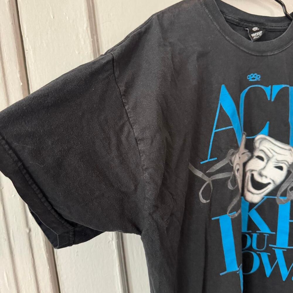 Rare Y2K 10.Dee Collectible Act Like You‎ Know Tee Theater Mask Drama Size 2X - Picture 6 of 6